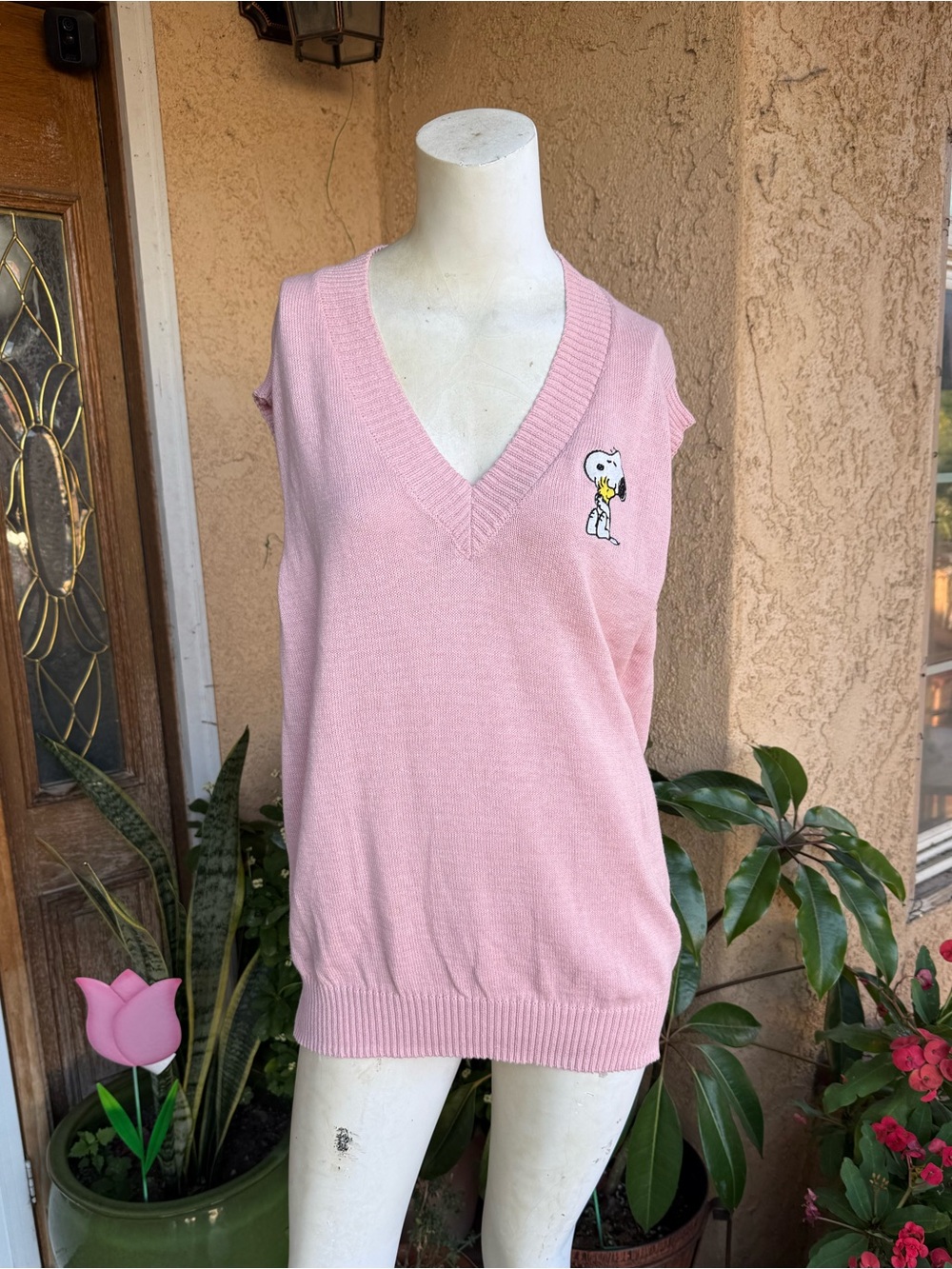 Peanuts V-Neck Sweater Vest with Snoopy Patch (XL)